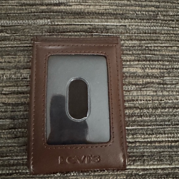 Levi’s wallet built in money clip - Picture 7 of 7